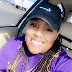 Meet your Posher, Jasmine